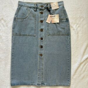 Happily Grey Classic Midi Denim Pencil Skirt --Sz 5/26